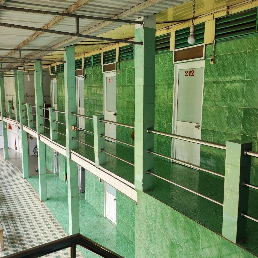 Khach San 20 Hotel Châu Đốc Eksteriør billede