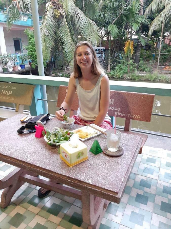 Khach San 20 Hotel Châu Đốc Eksteriør billede